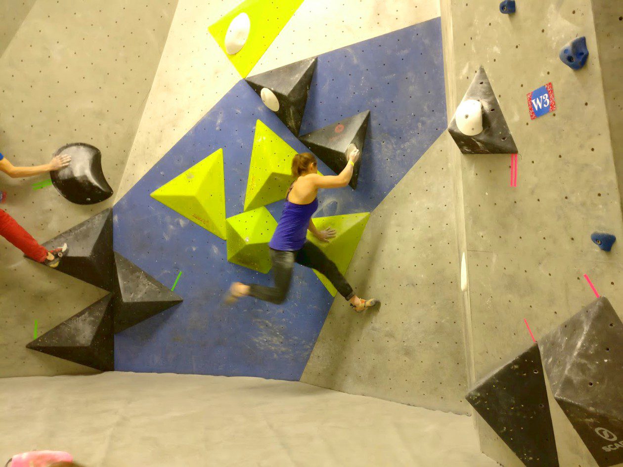 Boulderwelt Athletenteam bei der Nürnberger Meisterschaft Finale Boulderhalle E4