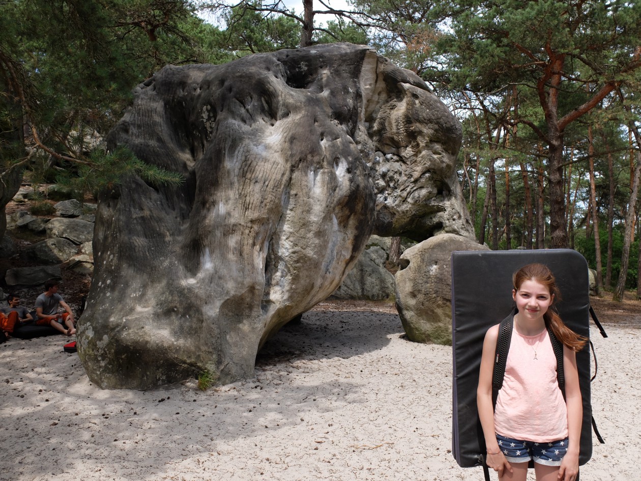 Mareike von den Boulderwelt Youngsters berichtet von ihrem Felsausflug nach Fontainebleau und ihren neuen Erfahrungen