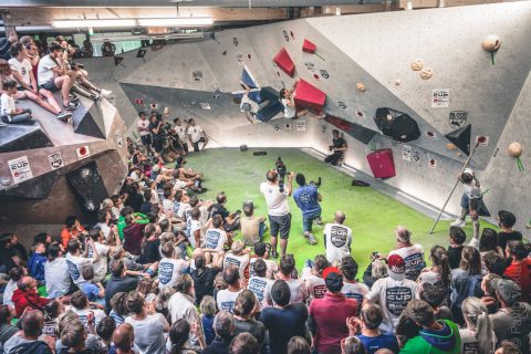 Unser Boulderwelt Athletenteam war in Erlangen auf dem Internationalen Bouldercup Frankenjura unterwegs.