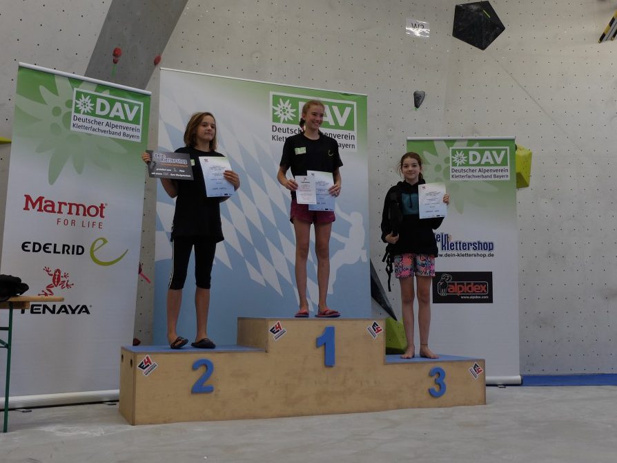 Mareike von den Boulderwelt Youngsters konnte sich auf der Bayrischen Meisterschaft im E4 den 3. Platz sichern!