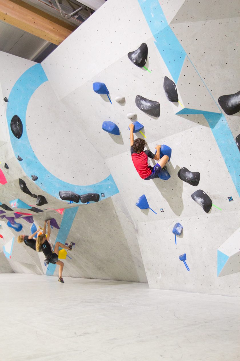 Übergreifende Wettkampfsimulation für alle Boulderwelt Youngsters in der Boulderwelt München Ost