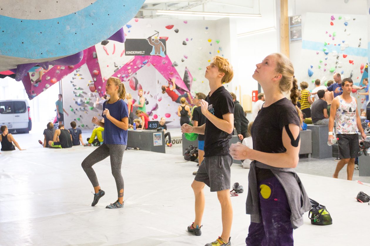 Übergreifende Wettkampfsimulation für alle Boulderwelt Youngsters in der Boulderwelt München Ost