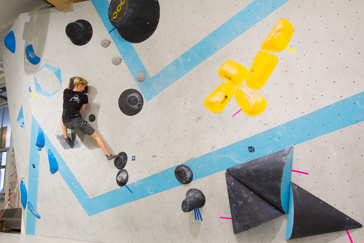 Übergreifende Wettkampfsimulation für alle Boulderwelt Youngsters in der Boulderwelt München Ost