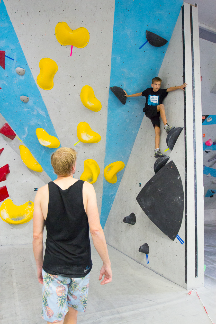 Übergreifende Wettkampfsimulation für alle Boulderwelt Youngsters in der Boulderwelt München Ost