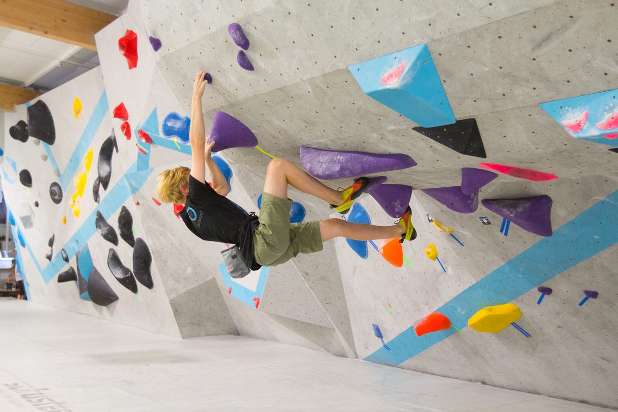 Übergreifende Wettkampfsimulation für alle Boulderwelt Youngsters in der Boulderwelt München Ost