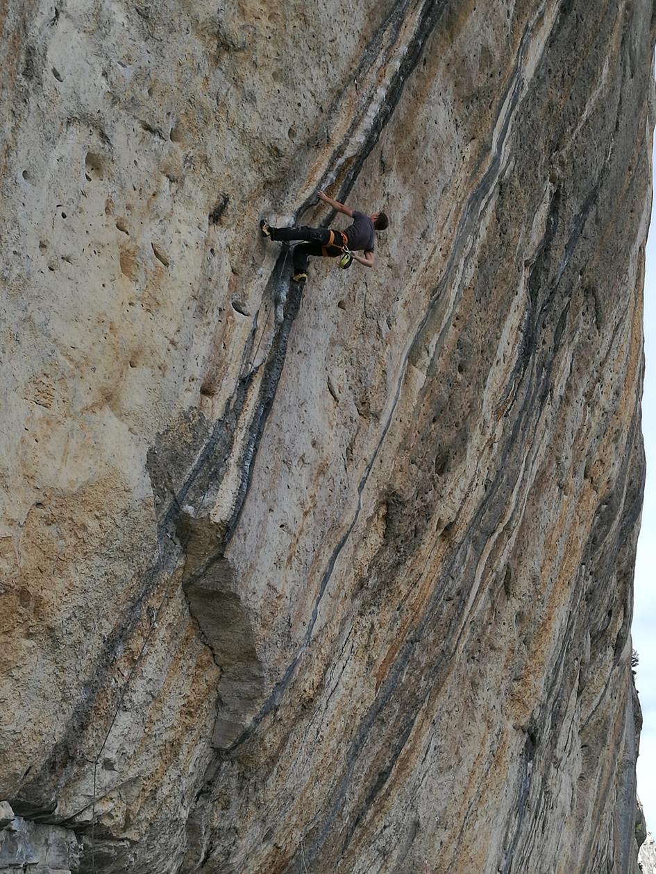 Steffen aus dem Athletenteam erzählt von seiner 55m Tour in Cèuse