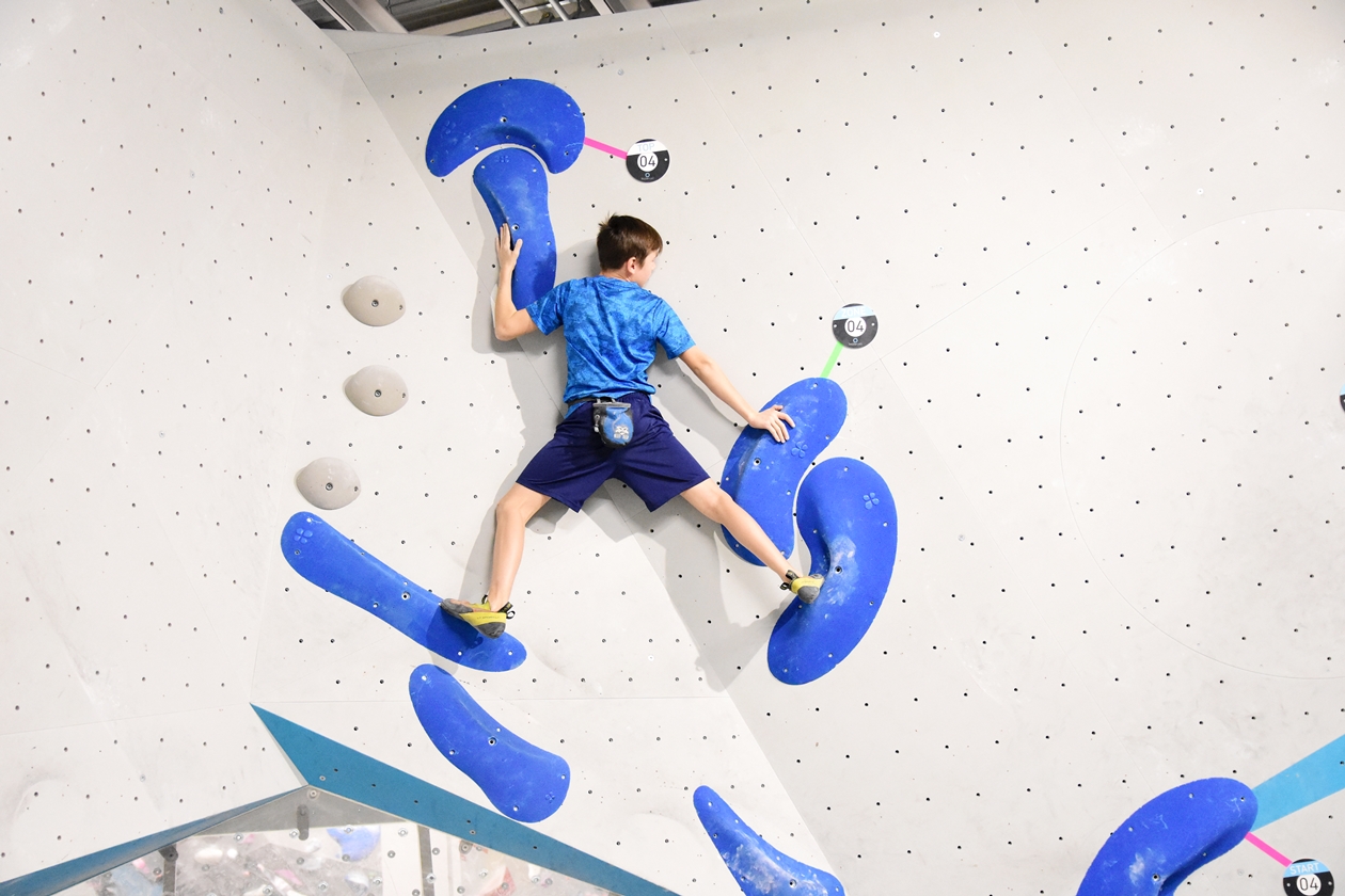 Erste Wettkampfsimulation 2020 in der Boulderwelt München Ost für unsere Youngsters