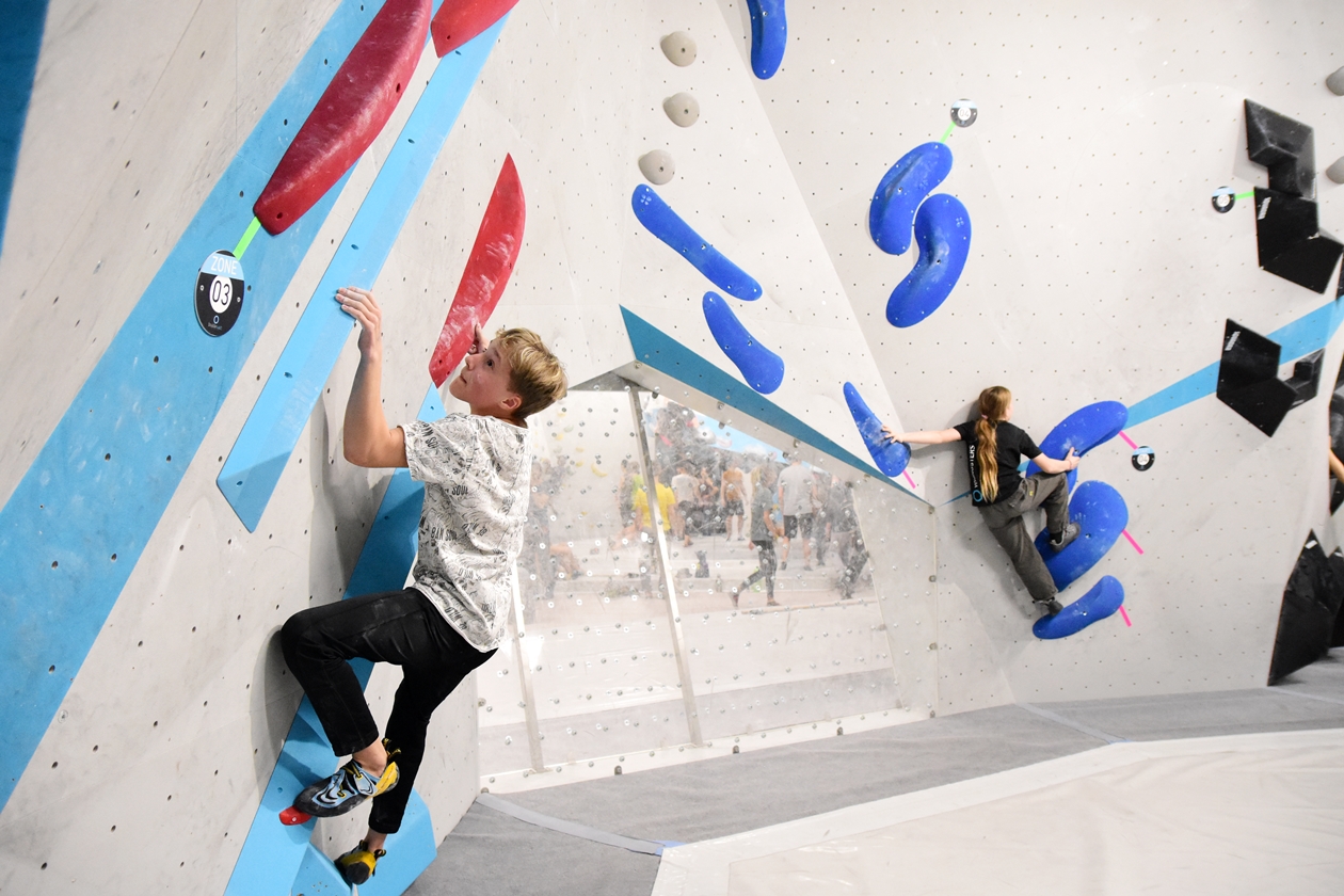 Erste Wettkampfsimulation 2020 in der Boulderwelt München Ost für unsere Youngsters