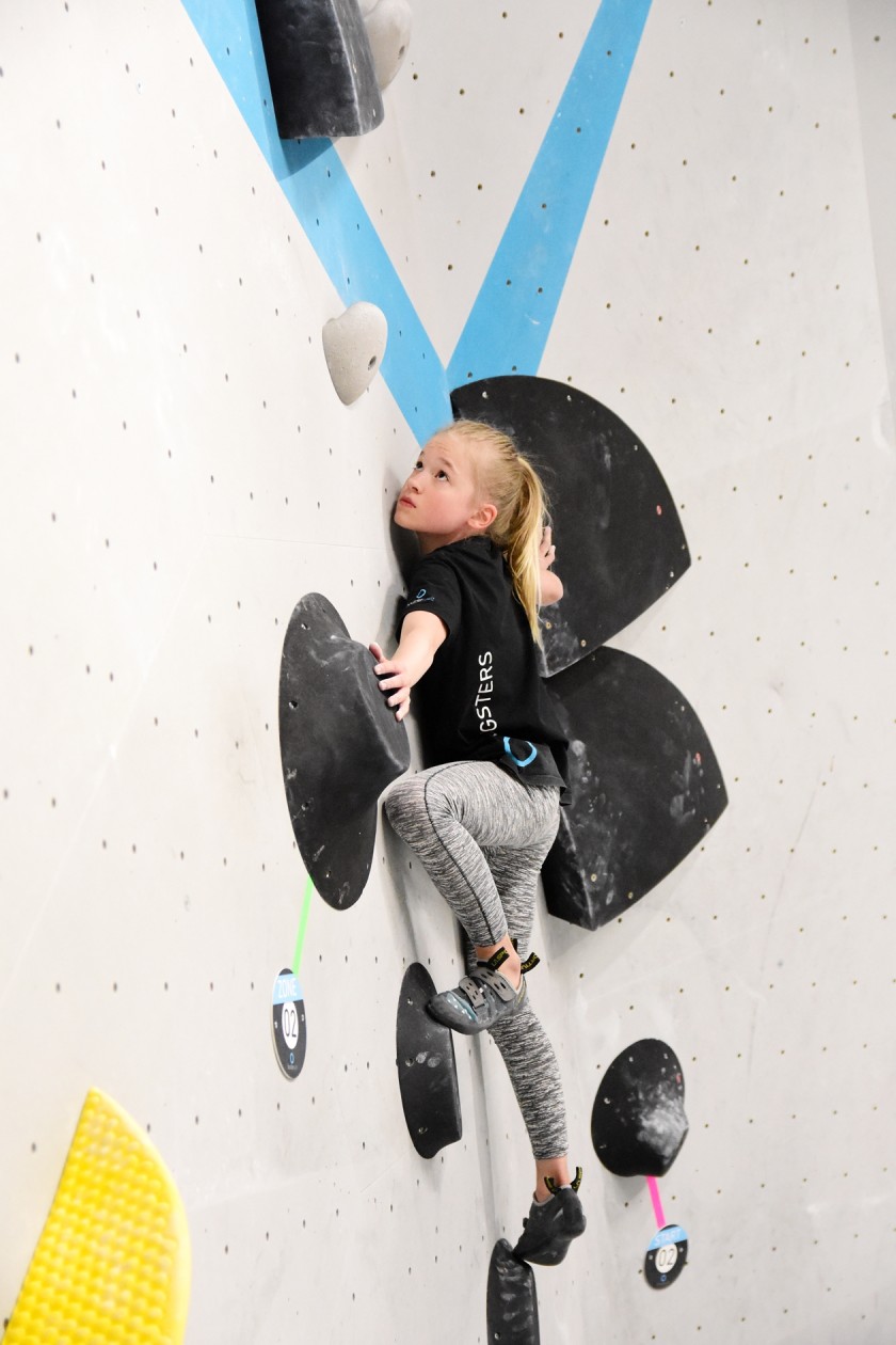 Erste Wettkampfsimulation 2020 in der Boulderwelt München Ost für unsere Youngsters