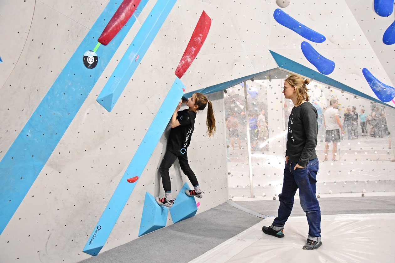 Erste Wettkampfsimulation 2020 in der Boulderwelt München Ost für unsere Youngsters